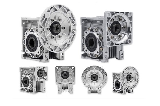 艾思捷蝸輪蝸桿減速機各種安裝方式.jpg 艾思捷蝸輪蝸桿減速機各種安裝方式.jpg